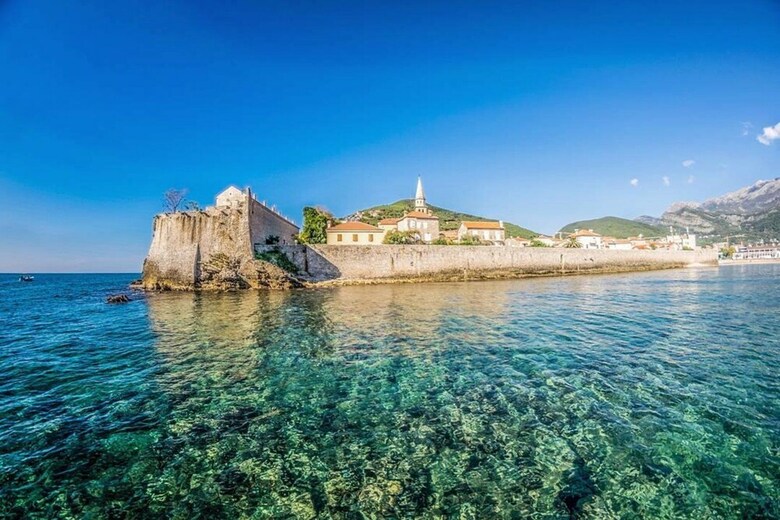 Harasho Four Bed Apartment, Budva City Center