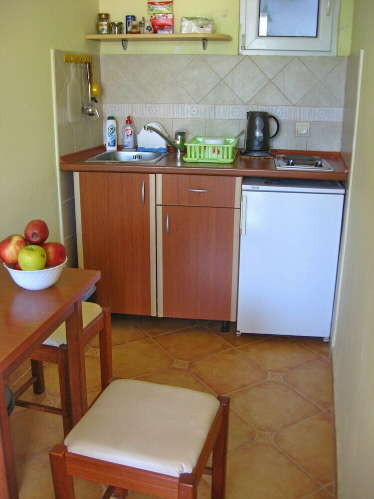 Harasho Four Bed Apartment, Budva City Center