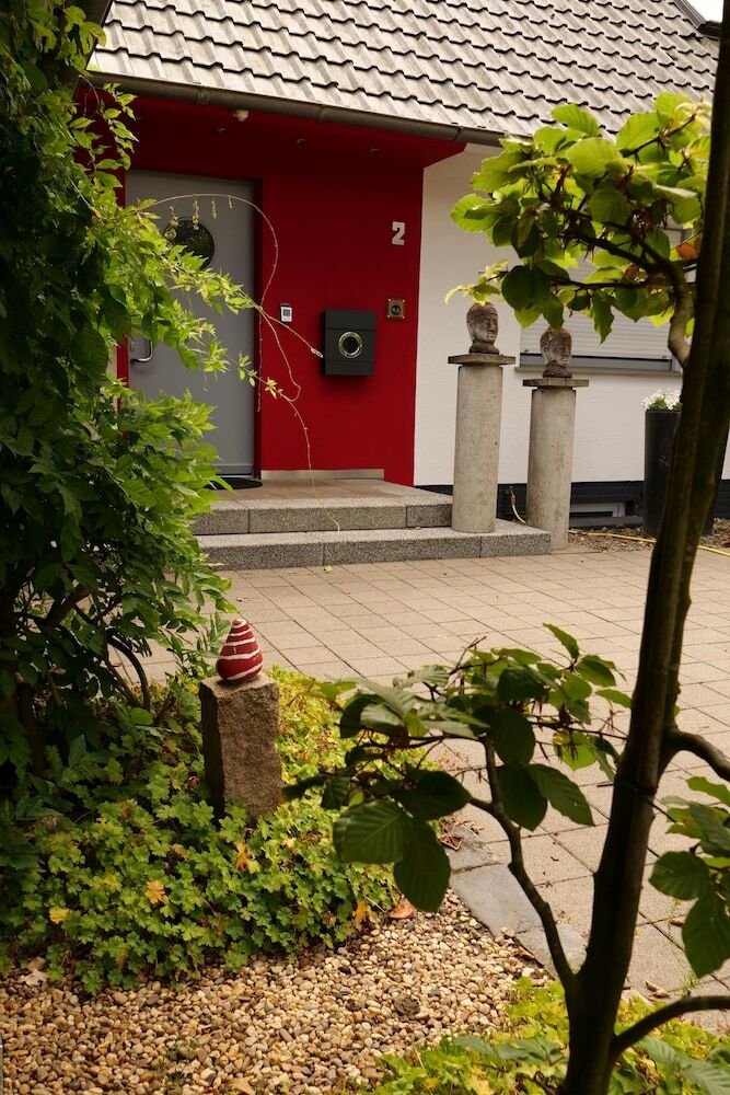 Three B's Bed & Breakfast