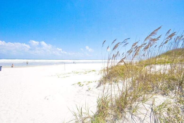 Summer Wind, 4 Bedrooms, Private Pool, Next To Beach, Sleeps 8