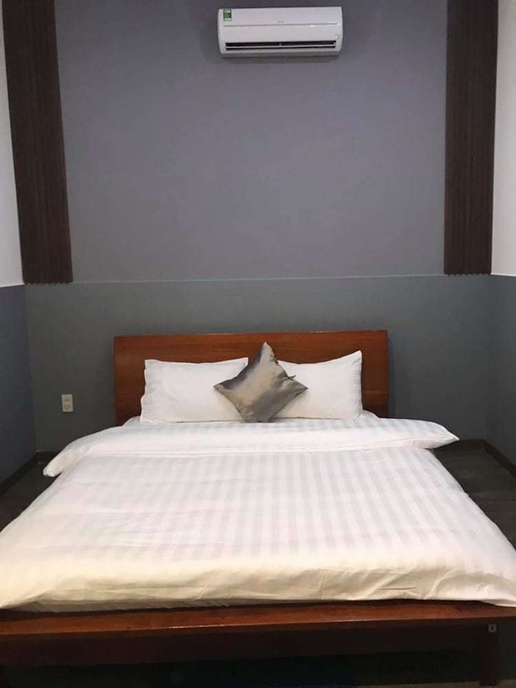 Nguyen Phuc Hotel