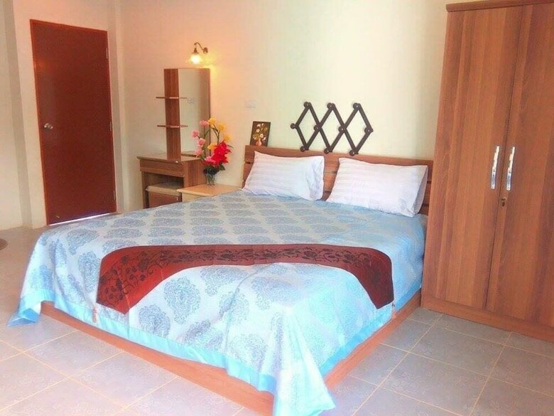 Hotel Oyo 888 Apinya's Place Karon