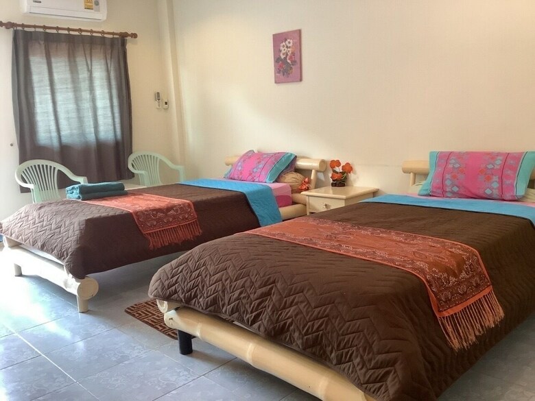 Hotel Oyo 888 Apinya's Place Karon