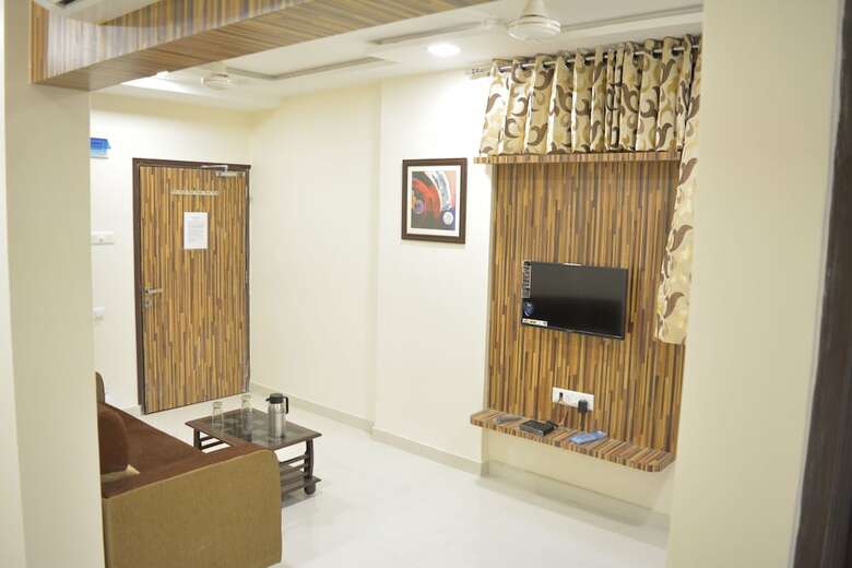 Hotel Parkview Residency