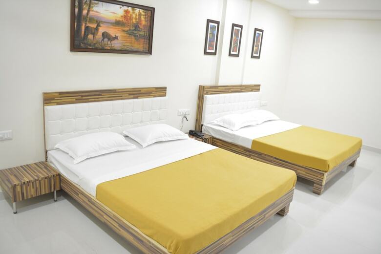 Hotel Parkview Residency