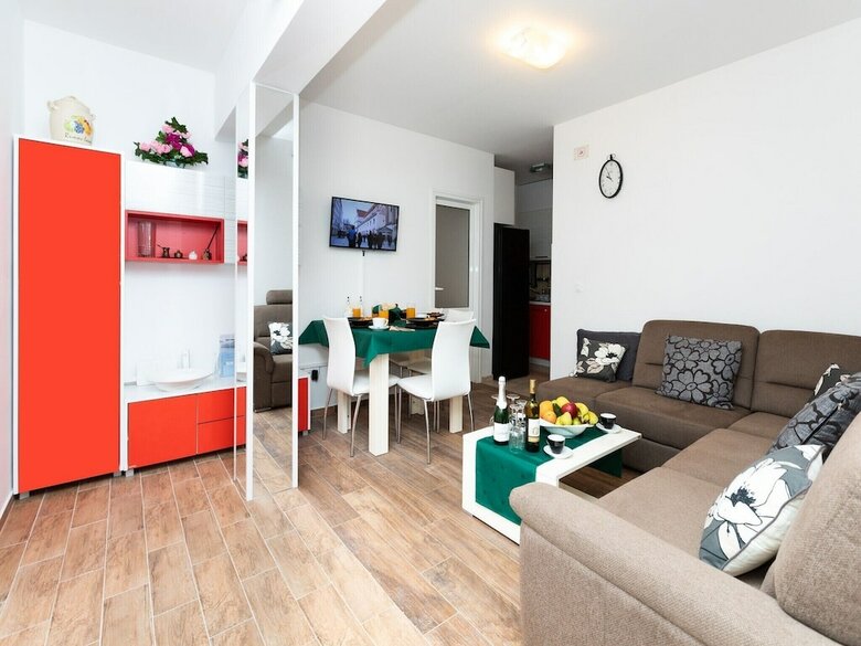 Apartments Rose Pool