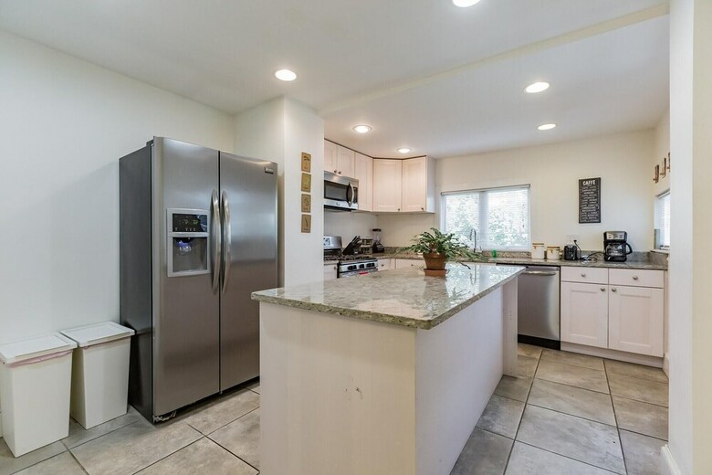 Apartamento 1215 E Columbia