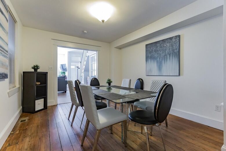 Apartamento 1215 E Columbia