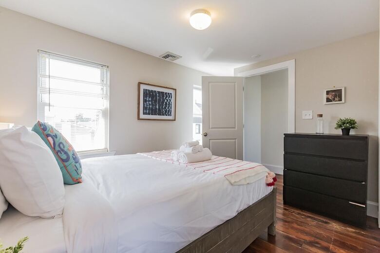 Apartamento 1215 E Columbia