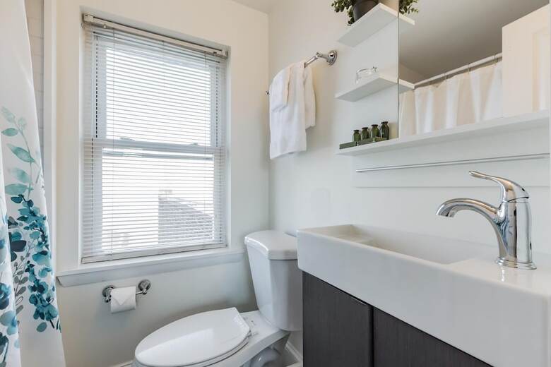 Apartamento 1215 E Columbia