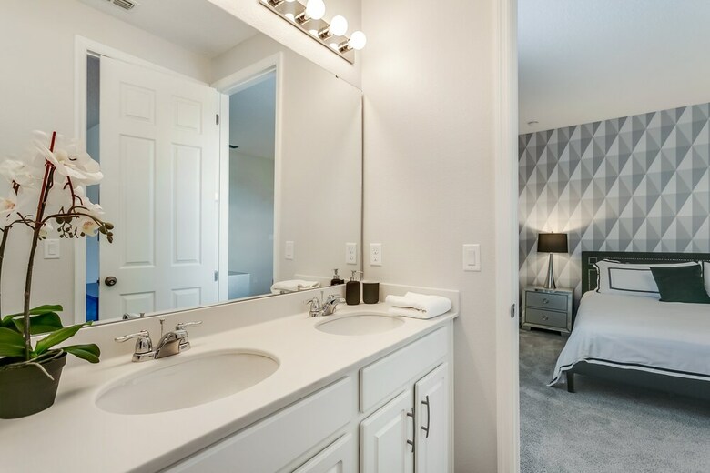 1834cvt New Solara 9 Bedroom 6 Bathroom Resort