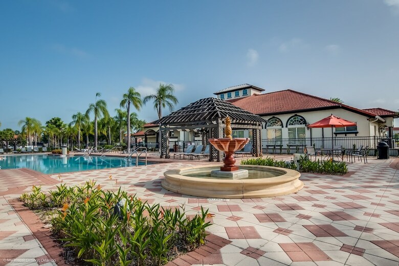 518mb New And Modern 8 Bedroom 5 Bathroom Villa