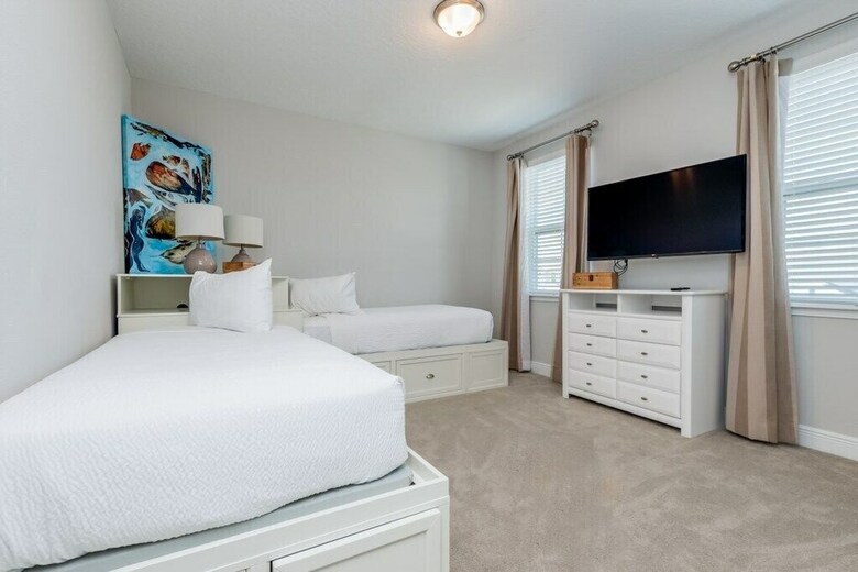 Amazing 11 Bedroom Encore Resort Porperty