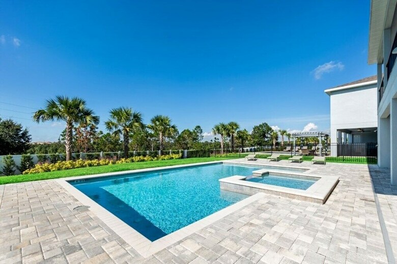 Amazing 11 Bedroom Encore Resort Porperty