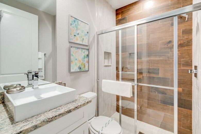 Amazing Location Modern Townhome Close To Disney