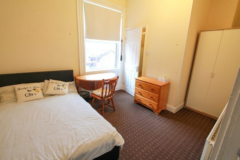 Central Bolton Accommodation