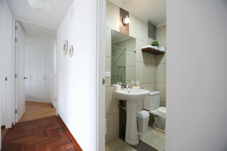 Apartamentos Hermoso Dpto Ubicado En El Centro de Miraflores