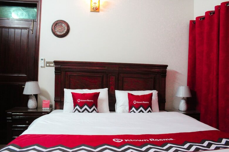 Residencia Khi 002 Gul