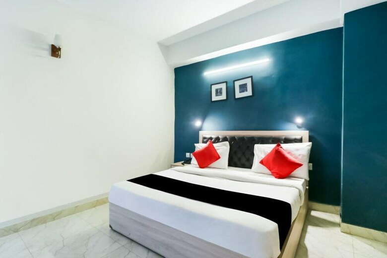 Adb Rooms Hotel Nazeer