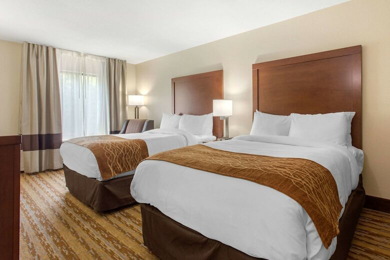 Hotel Comfort Inn Tunnel Road East