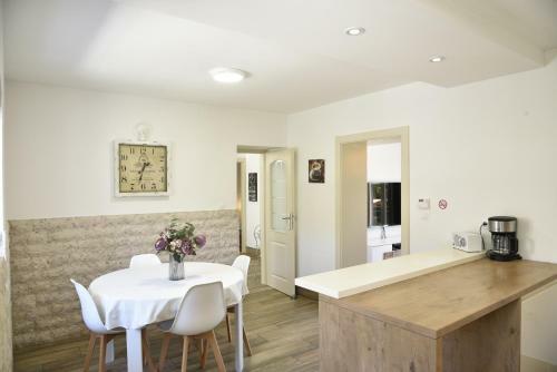 Apartments Nona