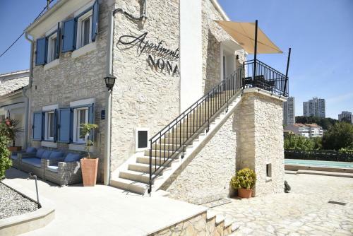 Apartments Nona