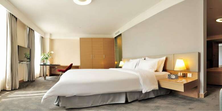 U Hotel