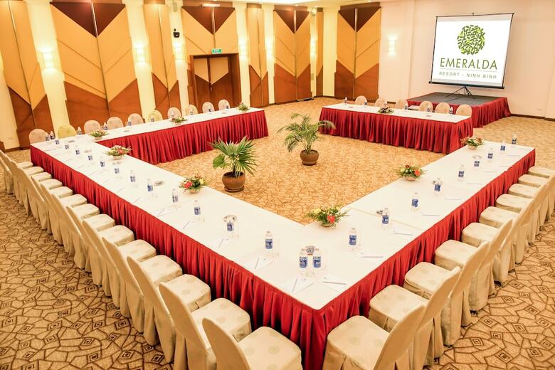 Apartamento Emeralda Resort Ninh Binh