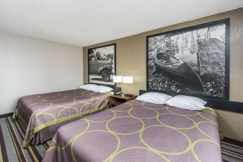Motel Super 8 By Wyndham Bloomington