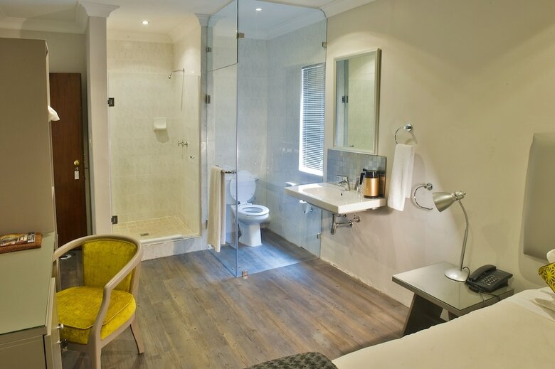 Hotel Cedarwoods Of Sandton