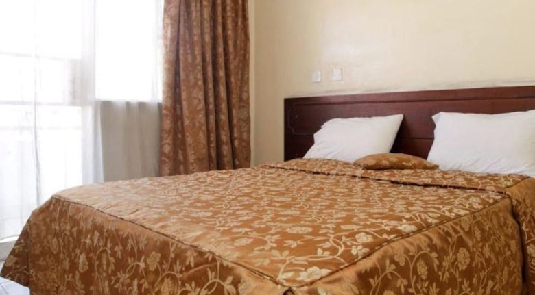 Avenue Suites Hotel