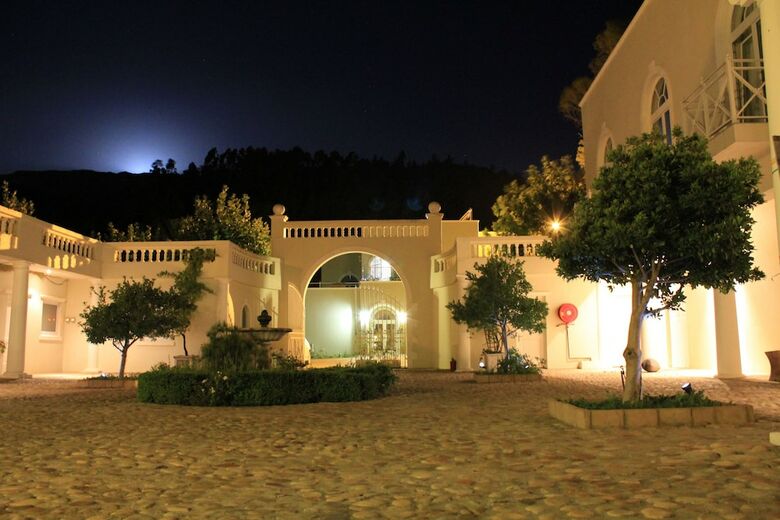 Hotel Cascade Country Manor