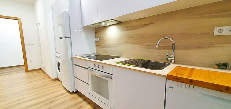 Apartamentos Antares S.l.