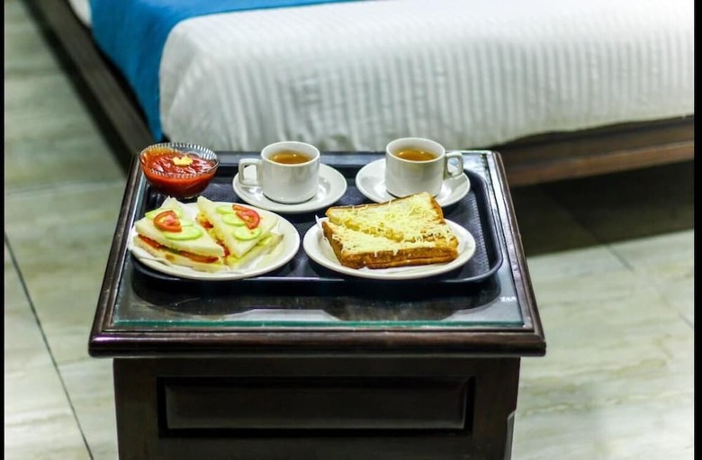 Hotel Seven