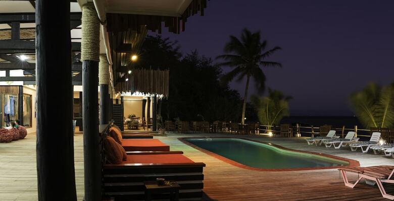 Hostal Funky Fish Beach & Surf Resort - Hostel