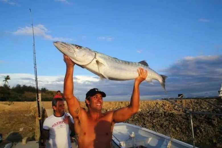 Hostal Funky Fish Beach & Surf Resort - Hostel