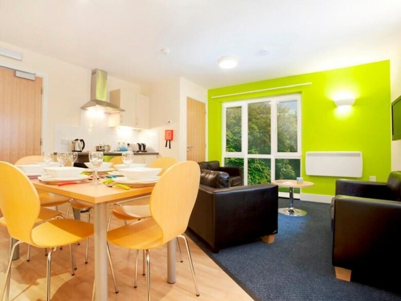 Hotel Appealing Stylish Rooms In Penryn