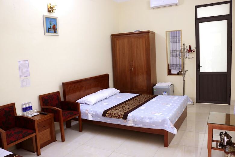 Hotel 99