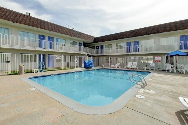 Motel 6 Denver, Co - Airport