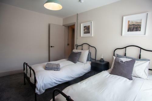 Oxford Street Grand Apartment