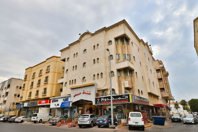 Oyo 446 Mas Hotel