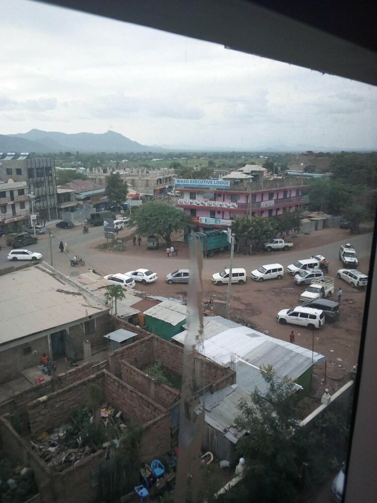 Hotel Waso Central Emporium Lodge