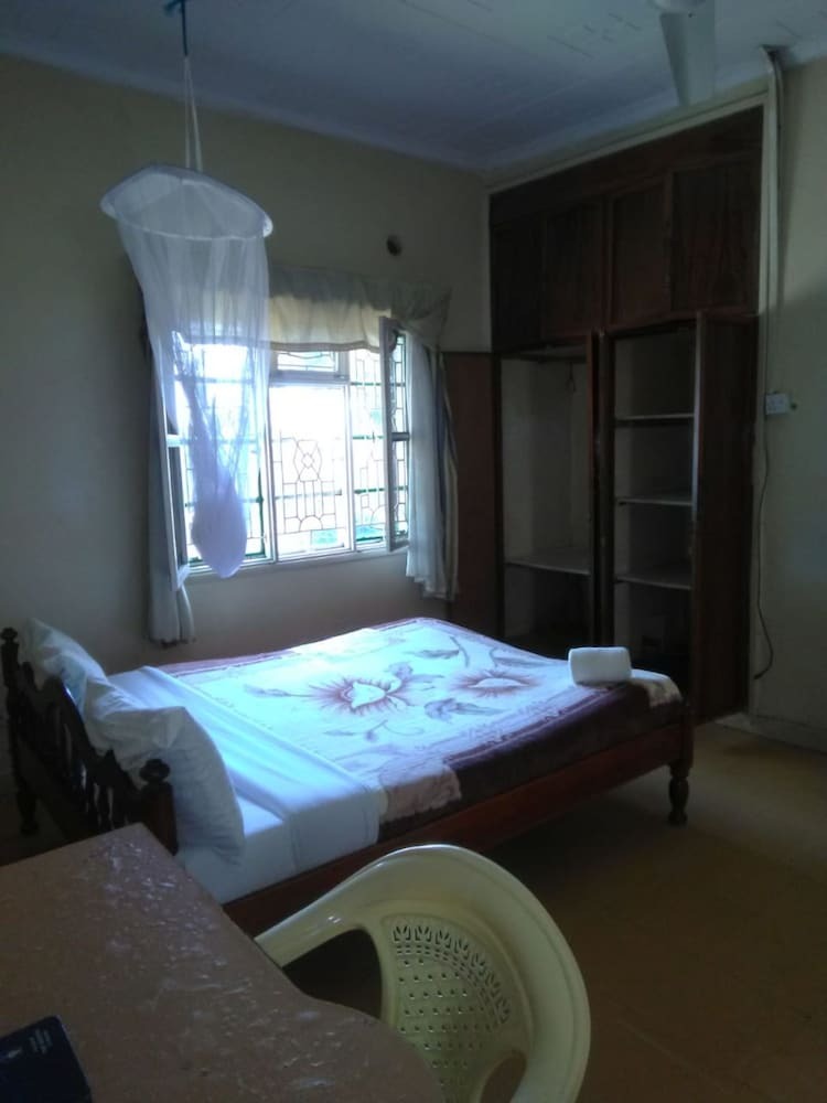 Hotel Magline Conference And Guest House