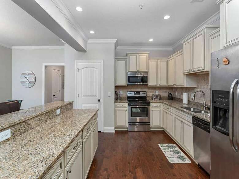 306 Reserve By Hodnett Cooper