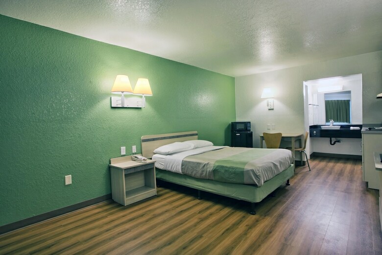 Motel 6 Tallahassee, Fl - Downtown