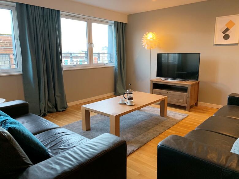 Tolbooth Apartments