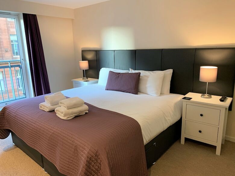 Tolbooth Apartments