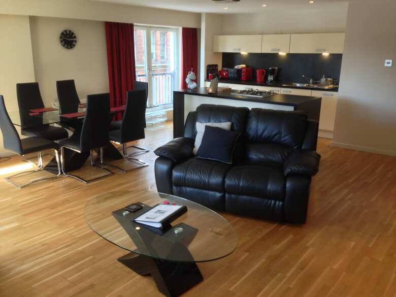 Tolbooth Apartments