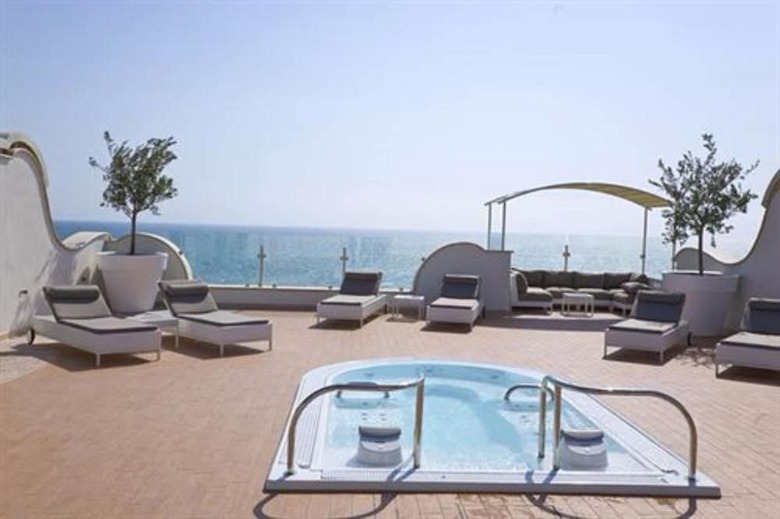 Residencia Smeraldo Suites & Spa