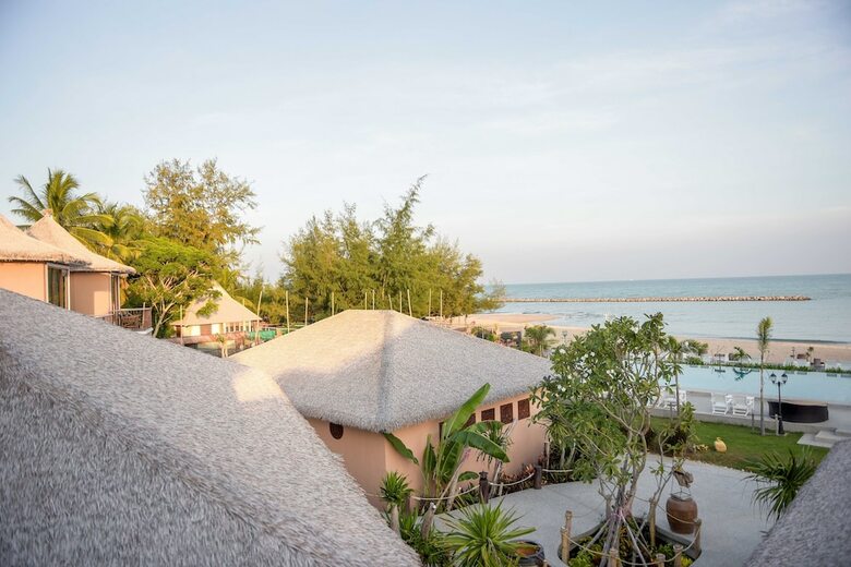 Hotel Seaman Resort